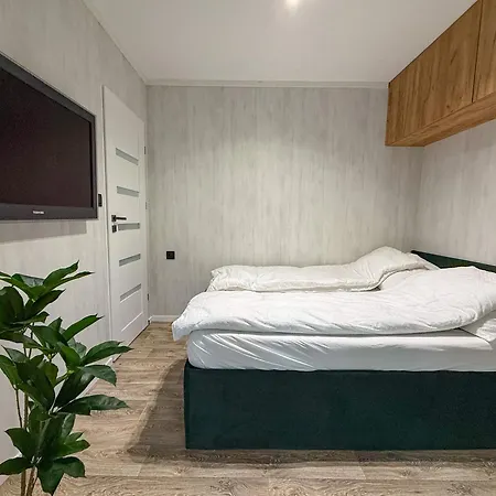 Ferienhaus Domek Z Balia, Jacuzzi, Sauna W Gorach Sowich *